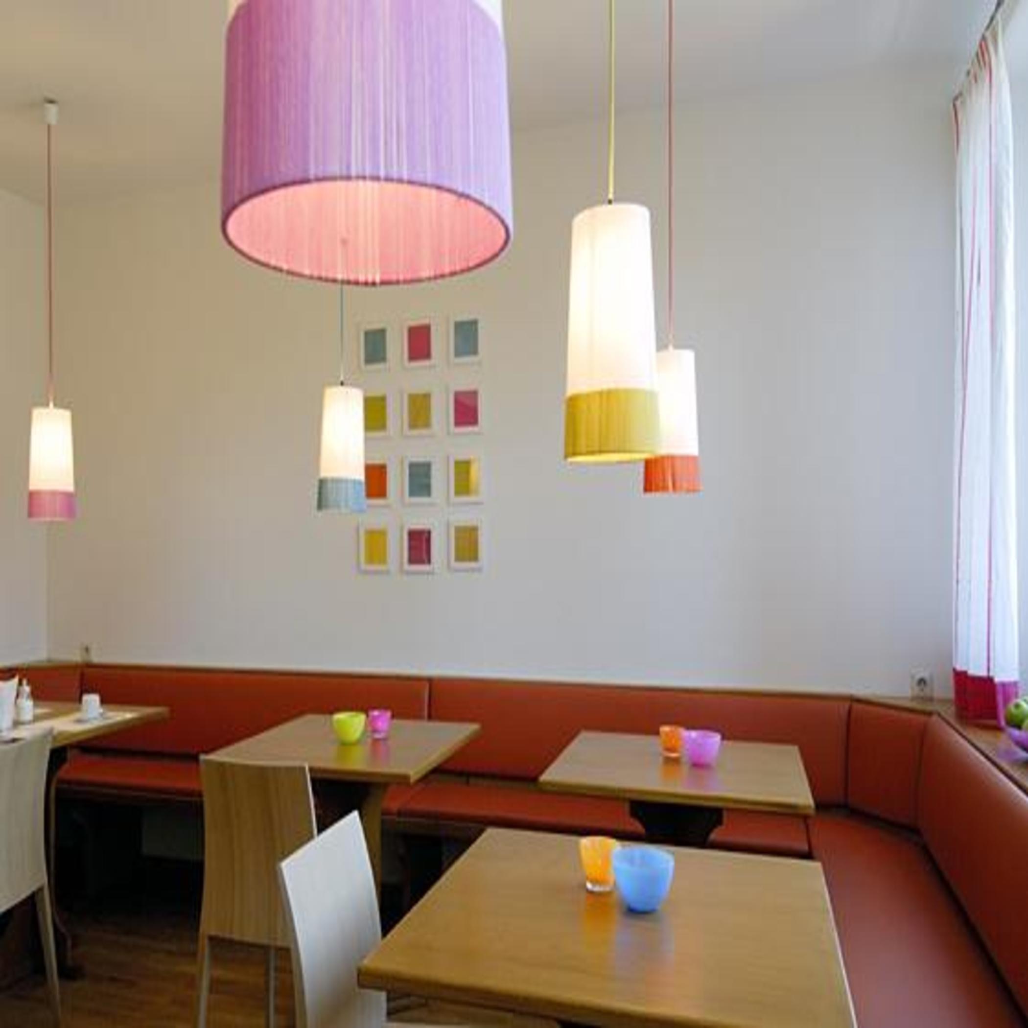 Business & Budget Tessin 2*